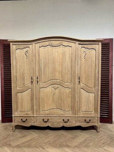 Vintage french armoire - vintage,