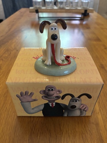 Coalport wallace and gromit - wallace,