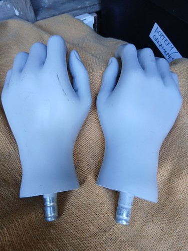Grey male mannequin pair - grey,