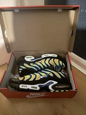 NIKE AIR MAX PLUS “HEAT