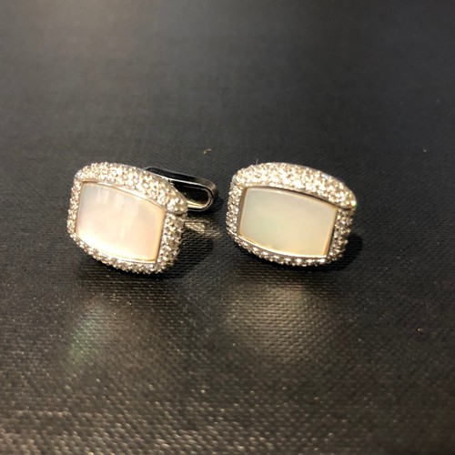 Mother pearl and diamond - mother, of