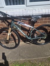 trek fx 3 hybrid bike 2026