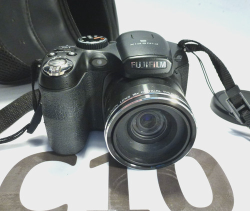 Fuji s2950 14mp 18x - s2950, optical