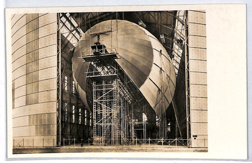 Zeppelin hindenburg under - zeppelin,