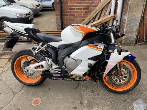 Honda cbr1000rr fireblade - honda,