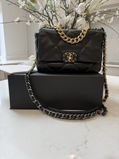 CHANEL 19 Small Black Lambskin