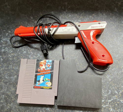 Nintendo nes zapper light - nintendo, gun