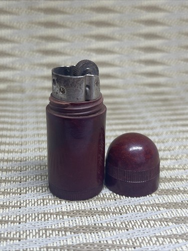 Vintage old bakelitte petrol - old,