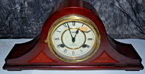 Vintage walnut waltham day - waltham,