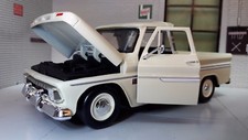 Chevrolet C10 Fleetside White