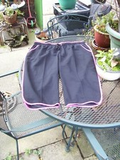 LADIES 3/4 TROUSERS BLACK WITH PINK TRIM CATAMARAN SPORTS SIZE 24