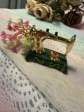 Miniature Singer Style Sewing