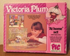 Victoria Plum Vintage Rare At Home Set Cardboard Diorama Pic Novelties Ltd Toy