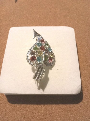 Heart and arrow gemstone - and,