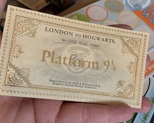 NEW! HARRY POTTER HOGWARTS