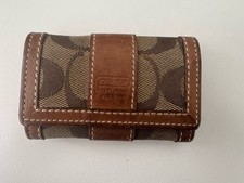 Coach Signature Black Card