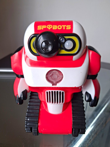 Spybots red white tracked - spybots,