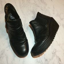 Fly London Boots Size 5 Womens
