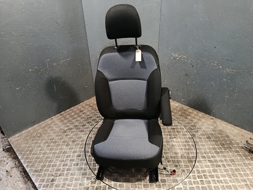 Renault trafic mk3 2015 - renault,