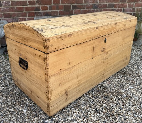 Stripped victorian pine dome - stripped,