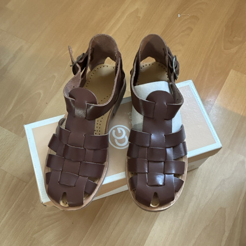 Barefoot brown leather flat - brown,