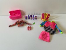 Vintage Sindy Mixed Clothes & Accessories Bundle