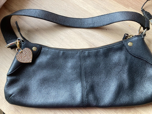 Genuine leather suzy smith - genuine,