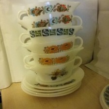 Gravy /  Sauce Jugs and under