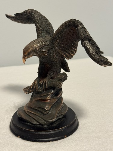 Flying bald eagle sculpture - bald,