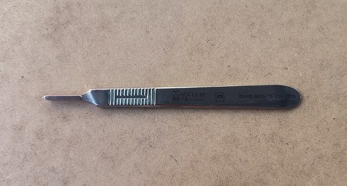 Aesculap scalpel handle - no., 3