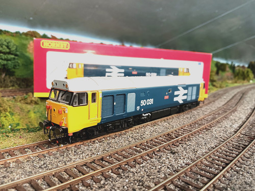 Hornby class r2374 50031 - hornby,