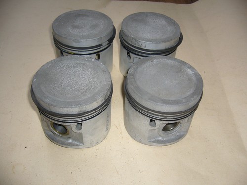 Rover 2200 pistons - 2200,