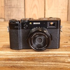 Used fuji x100vi black digital - fuji,