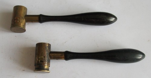 Pair vintage powder and - of,