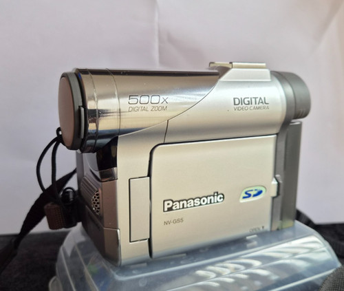 Panasonic gs5b camcorder - panasonic, nv-gs5b