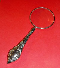 VINTAGE STYLE MAGNIFYING GLASS