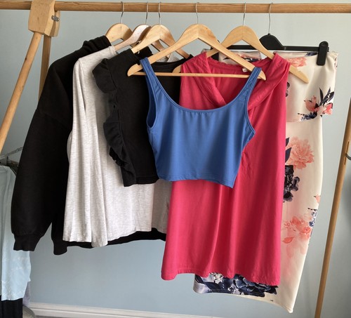 Ladies clothes bundle - -, size
