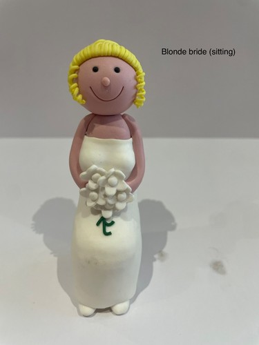 Bride and groom wedding cake