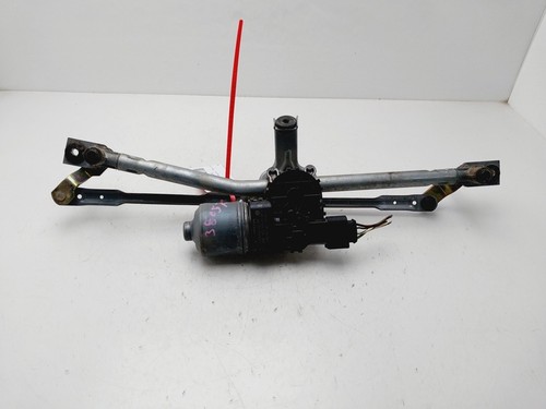 6q1955119a front windscreen - front,