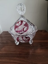 Gorgeous glass lidded decorative bowl bird design