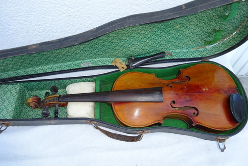 Vintage violin approx - violin,