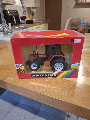 Britains farm toys renault - toys,