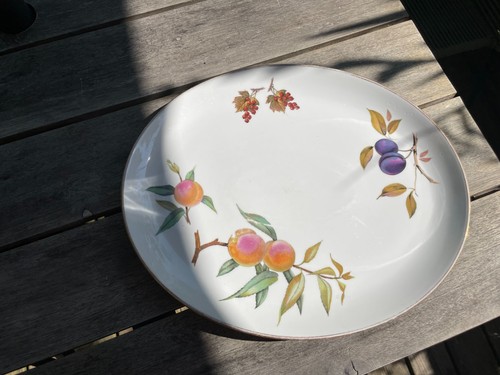 Large royal worcester fine - royal,