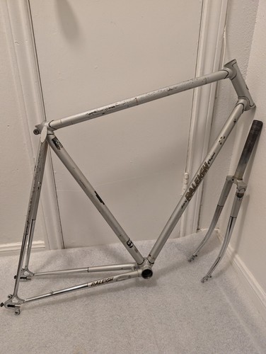 Raleigh competition bike - gs,