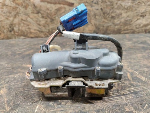 Chrysler pacific tailgate lock - chrysler,