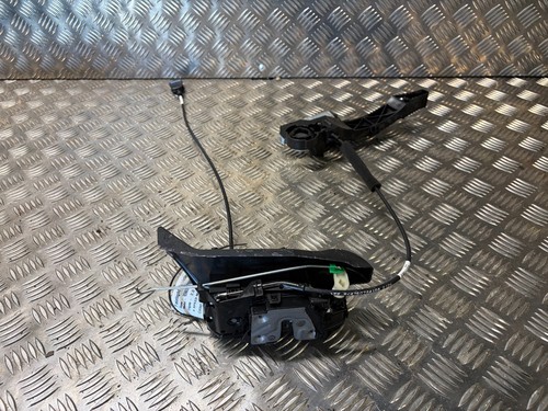 Renault traffic door lock - traffic,