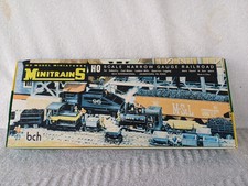 Minitrains HO Narrow Gauge 5055 Diesel Loco 10 Car / Wagon Set
