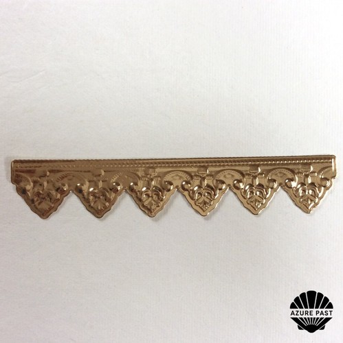 X10 embossed die cuts border - die,