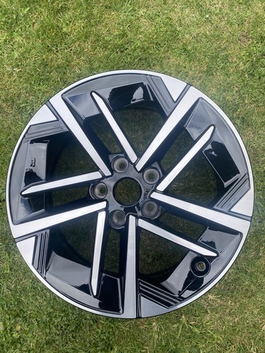 Genuine nissan juke f16 alloy - f16,