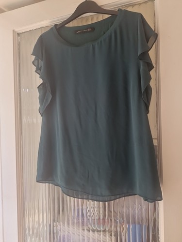 Ladies dark green top - dark,